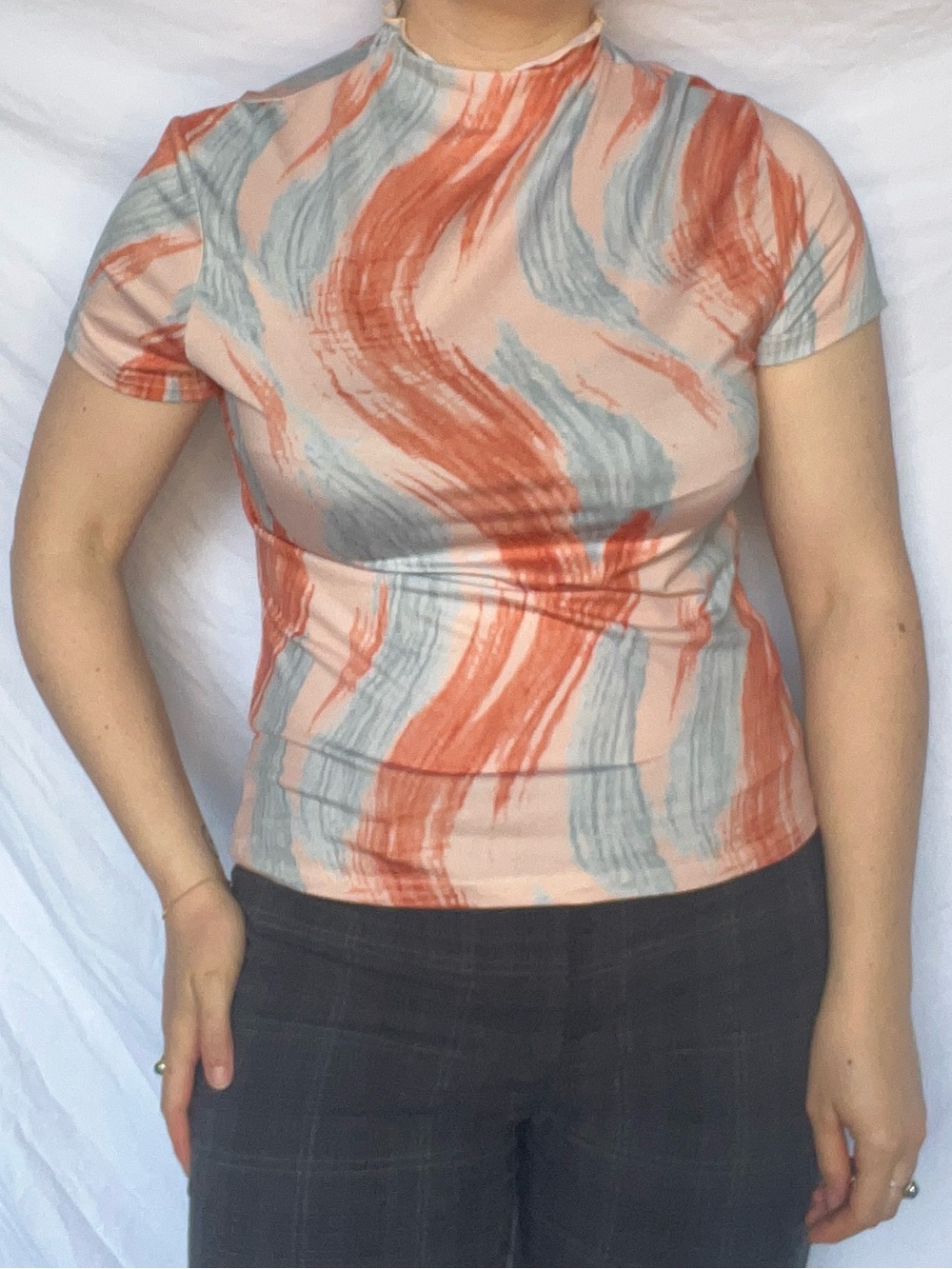 SHEIN Coral & Gray Wavy Brushstroke Stretchy Cut-out Top